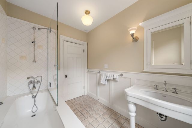 23 Cumberland St, Boston, MA 02115