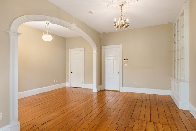 23 Cumberland St, Boston, MA 02115