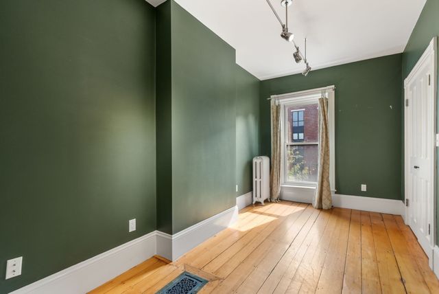 23 Cumberland St, Boston, MA 02115