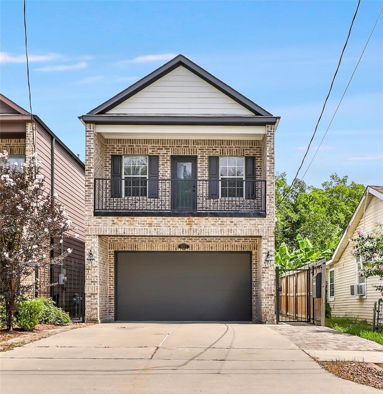 5406 Darling Street A, Houston, TX 77007