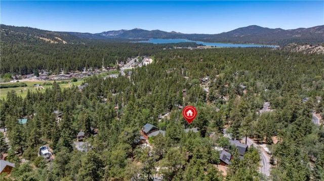 696 Menlo Drive, Big Bear Lake, CA 92315