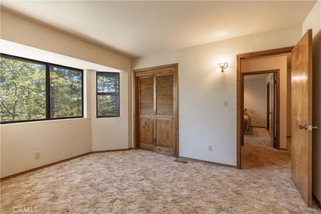 696 Menlo Drive, Big Bear Lake, CA 92315