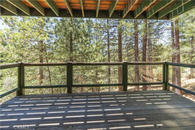 696 Menlo Drive, Big Bear Lake, CA 92315