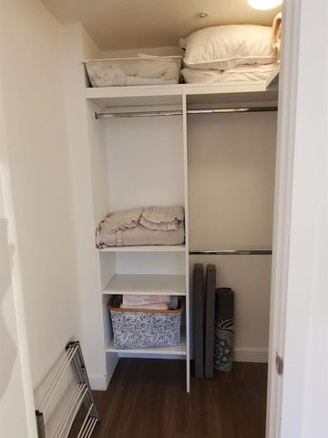 201 SW 17th Road 704, Miami, FL 33129