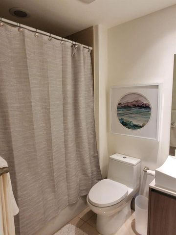 201 SW 17th Road 704, Miami, FL 33129