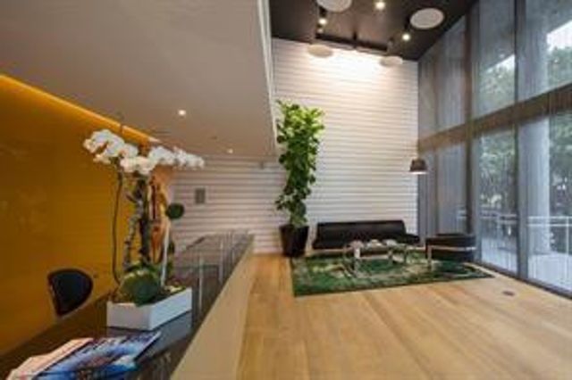 201 SW 17th Road 704, Miami, FL 33129