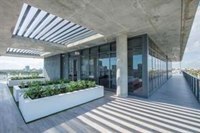 201 SW 17th Road 704, Miami, FL 33129