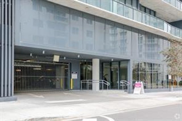 201 SW 17th Road 704, Miami, FL 33129