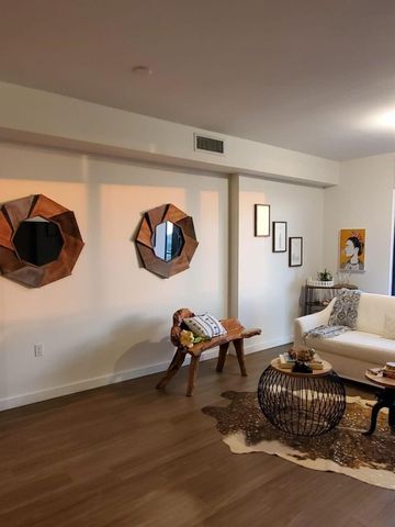 201 SW 17th Road 704, Miami, FL 33129