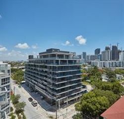 201 SW 17th Road 704, Miami, FL 33129