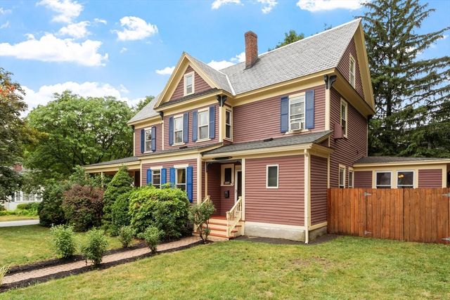 192 Wentworth Ave, Lowell, MA 01852