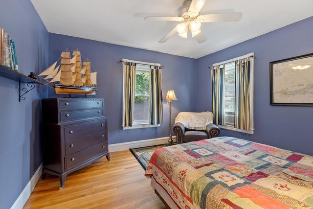 192 Wentworth Ave, Lowell, MA 01852