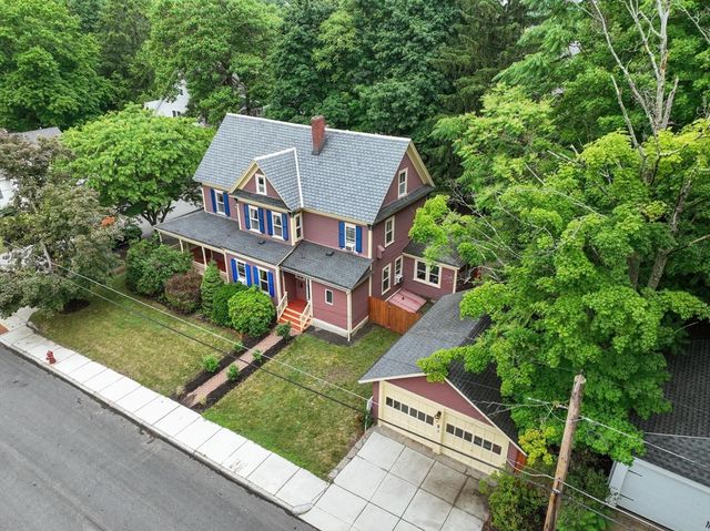 192 Wentworth Ave, Lowell, MA 01852