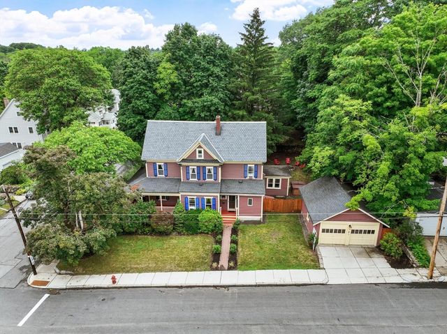 192 Wentworth Ave, Lowell, MA 01852