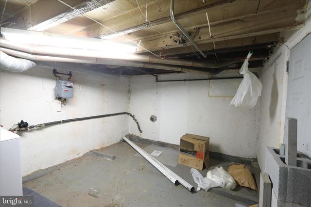 212 DUMNS CT, Reading, PA 19601