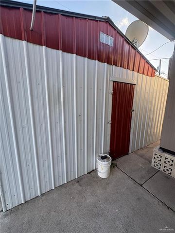 103 Lampshire Lane, Mission, TX 78572