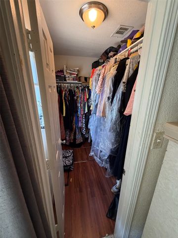 345 Old Mill Court, Dallas, TX 75217