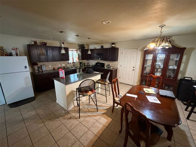 345 Old Mill Court, Dallas, TX 75217