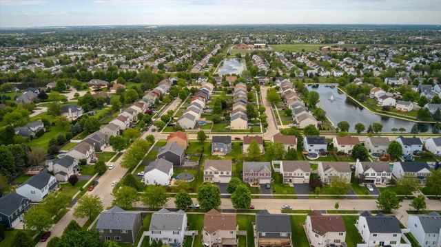 1916 Castle Ridge Drive, Plainfield, IL 60586