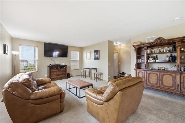 1916 Castle Ridge Drive, Plainfield, IL 60586