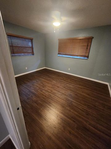 3515 COUNTRY CLUB WAY S, St Petersburg, FL 33712