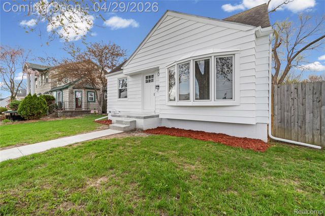 14593 Superior Street, Southgate, MI 48195