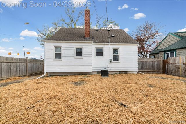 14593 Superior Street, Southgate, MI 48195