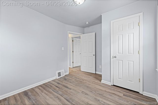 14593 Superior Street, Southgate, MI 48195