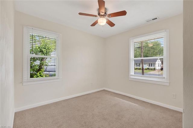 211 Courtney DR, Hampton, VA 23669