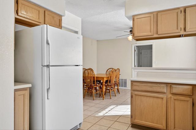 2611 Linda Lane SW, Albuquerque, NM 87105