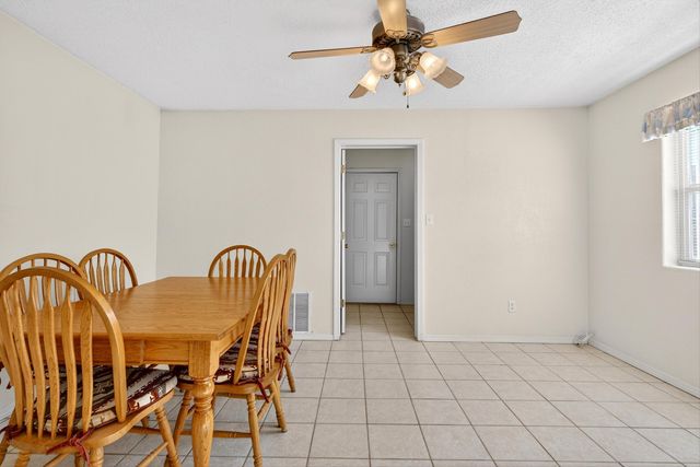 2611 Linda Lane SW, Albuquerque, NM 87105