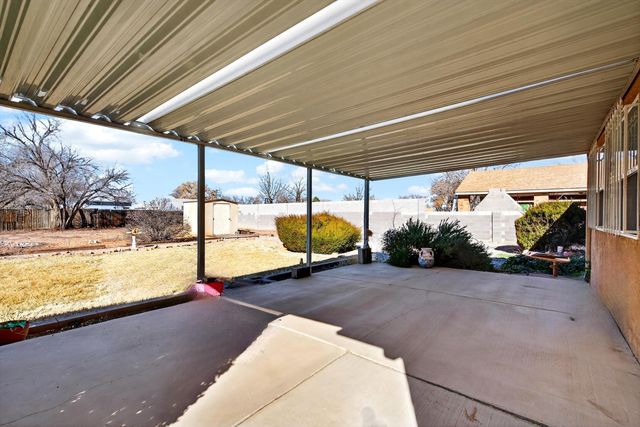 2611 Linda Lane SW, Albuquerque, NM 87105