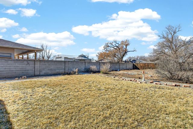 2611 Linda Lane SW, Albuquerque, NM 87105