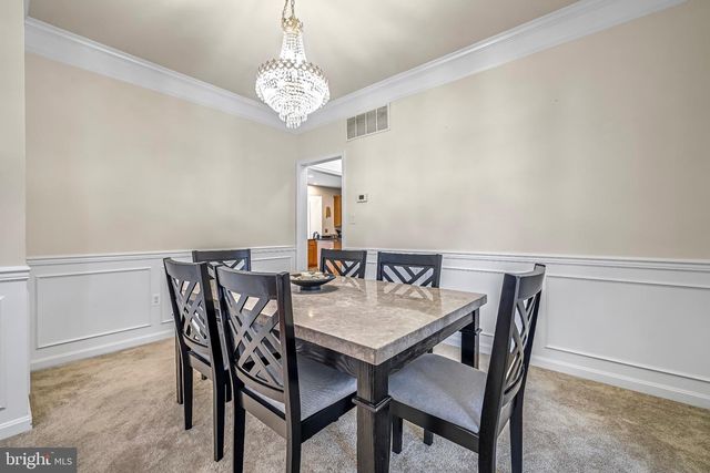 12 EVAN CT, Brunswick, MD 21758