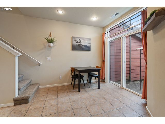 7147 Ne ROCKY BROOK St, Hillsboro, OR 97124