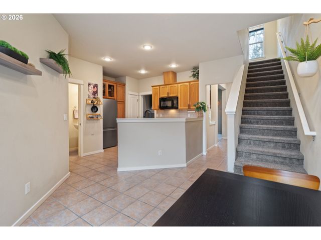 7147 Ne ROCKY BROOK St, Hillsboro, OR 97124