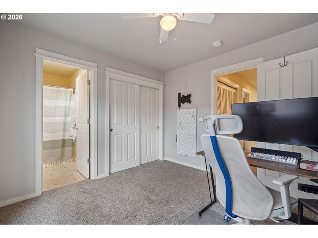 7147 Ne ROCKY BROOK St, Hillsboro, OR 97124