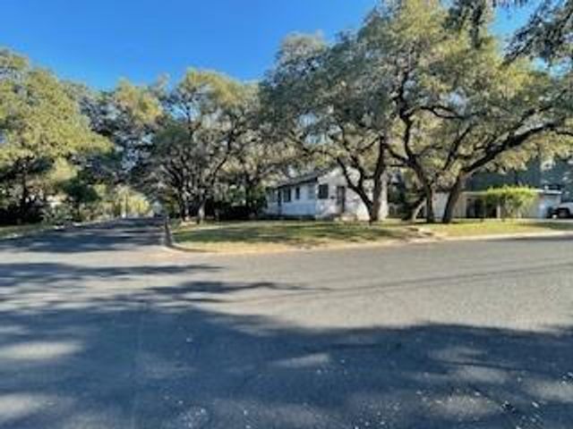 811 Herndon LN, Austin, TX 78704