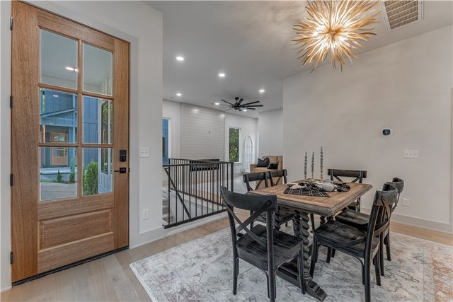 1765 Walnut Avenue, Fayetteville, AR 72703