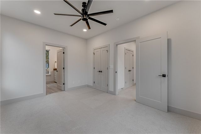 1765 Walnut Avenue, Fayetteville, AR 72703