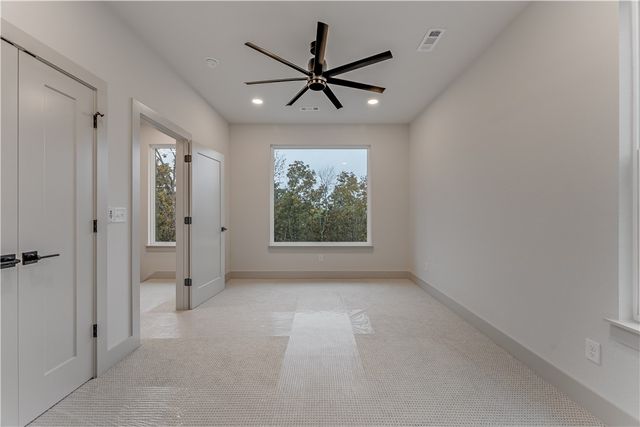 1765 Walnut Avenue, Fayetteville, AR 72703