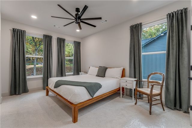 1765 Walnut Avenue, Fayetteville, AR 72703