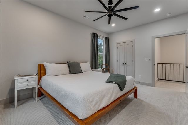 1765 Walnut Avenue, Fayetteville, AR 72703