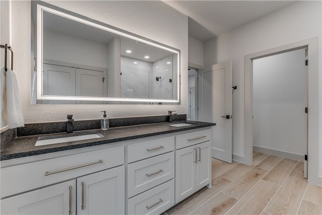 1765 Walnut Avenue, Fayetteville, AR 72703