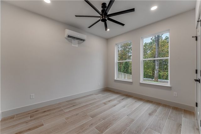 1765 Walnut Avenue, Fayetteville, AR 72703