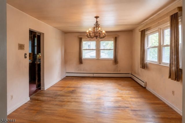 10 Moore Pl, Nutley Twp., NJ 07110