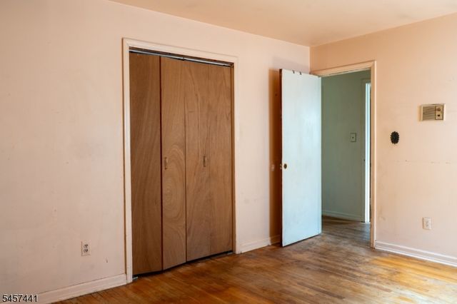 10 Moore Pl, Nutley Twp., NJ 07110