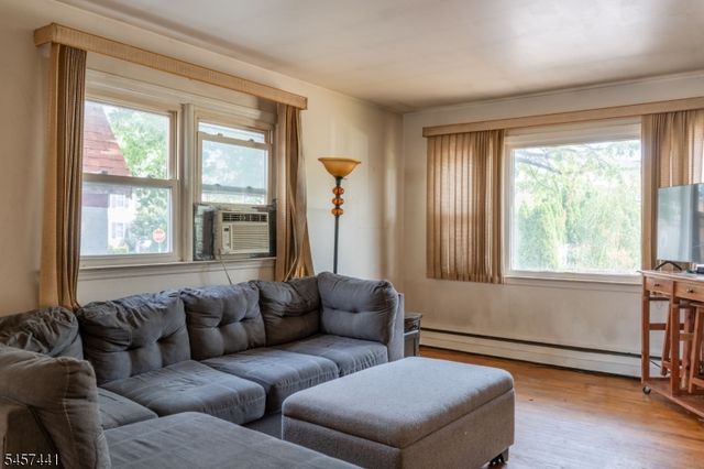 10 Moore Pl, Nutley Twp., NJ 07110
