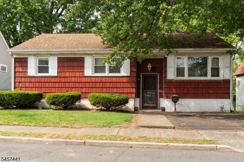 10 Moore Pl, Nutley Twp., NJ 07110