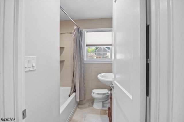 14 Espy Rd, Caldwell Boro Twp., NJ 07006